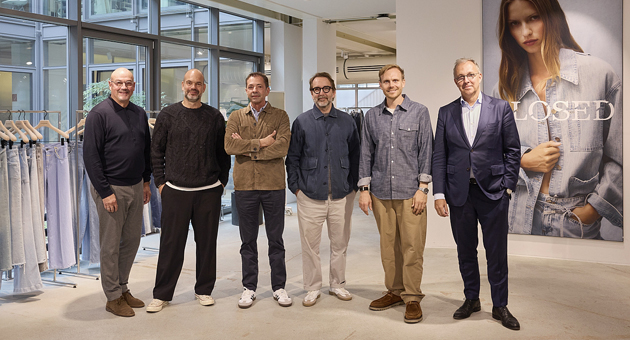 Unternehmerfamilie Böck und Dieter Holzer übernehmen insolvente Modemarke Closed - Von links: Lothar Hiese, Til Nadler, Dieter Holzer, Gordon Giers, Max Böck, Stefan Denkhaus – Quelle: Closed
