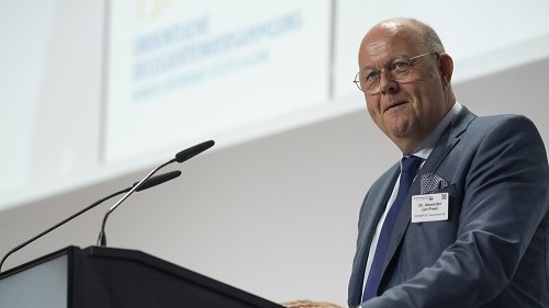 Alexander von Preen ist neuer HDE-Präsident - Alexander von Preen ist der neue Präsident des Handelsverbands Deutschland (HDE) - Quelle: HDE