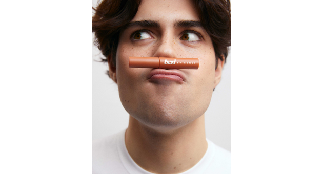 Social-Media-Star Benji Krol launcht Make-up-Linie - Quelle: Mikado Culture