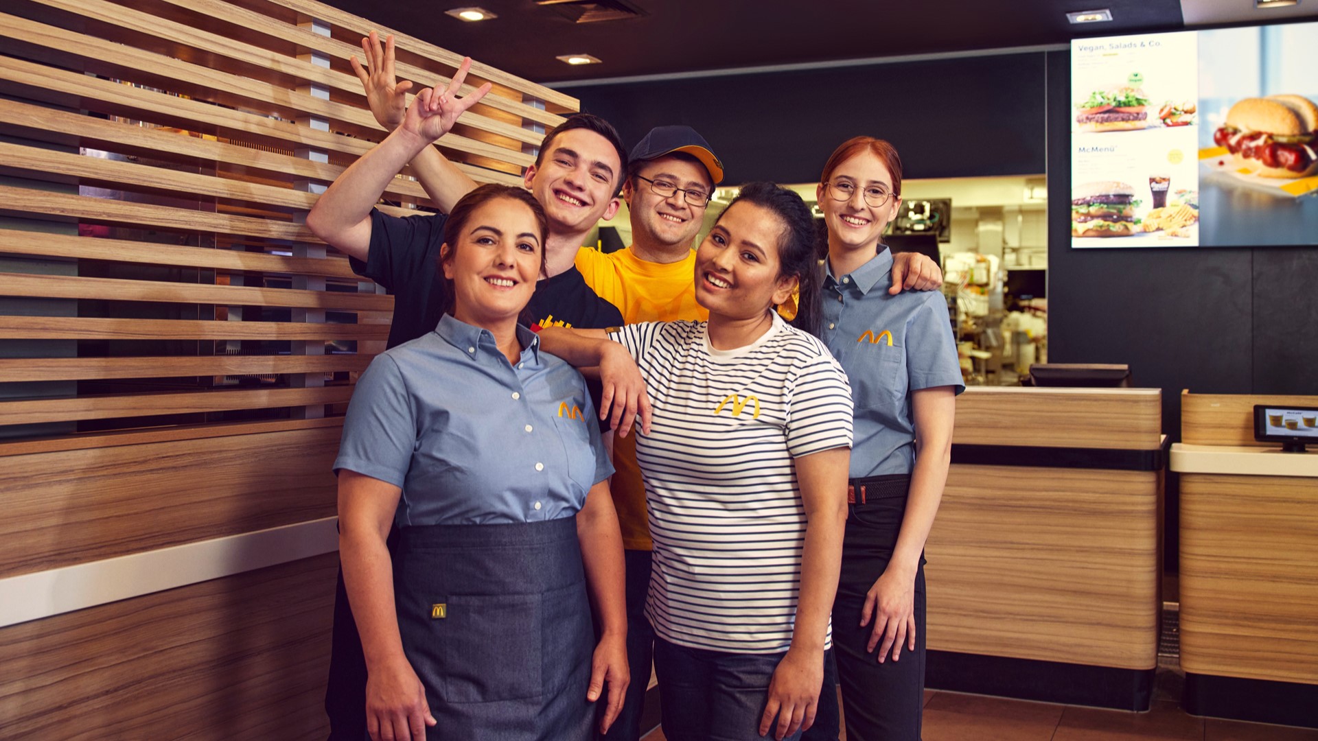 McDonald’s startet Employer-Branding-Kampagne - #JobsWieDu: McDonald’s Deutschland will mit einer neuen Employer-Branding-Kampagne zeigen, wie vielfältig und attraktiv die Arbeit für das Unternehmen ist - Quelle: McDonald's