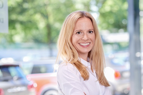 Ulrike von Mirbach rückt an die Spitze von Mini Deutschland -