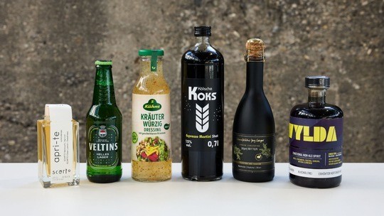 Produktinnovation in Glas: Veltins, Kühne und Wonderland Spirits geehrt - Sieger und Nominierte des Awards 'Produktinnovation in Glas 2025' - Quelle: Aktionsforum Glasverpackung / Marc Thürbach