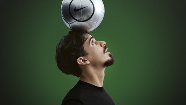 Vichy Laboratoires verpflichtet Vítor Machado Ferreira als globalen Markenbotschafter - Der portugiesische Nationalspieler Vítor Machado Ferreira wird globaler Markenbotschafter von Vichy Laboratoires - Quelle: Nelson Coulhon Rosier