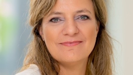 Neue Vorsitzende bei der Neumüller Cewe Color Stiftung - Yvonne Rostock wird neue Vorstandsvorsitzende bei der Neumüller Cewe Color Stiftung - Quelle: Neumüller Cewe Color Stiftung