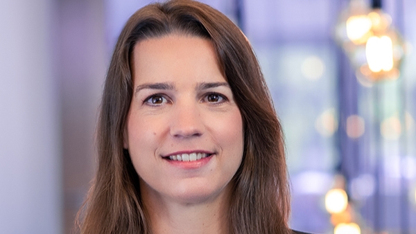 Digitalchefin verlässt Douglas - Vanessa Stützle wechselt in einen neue Branche - Quelle: Douglas